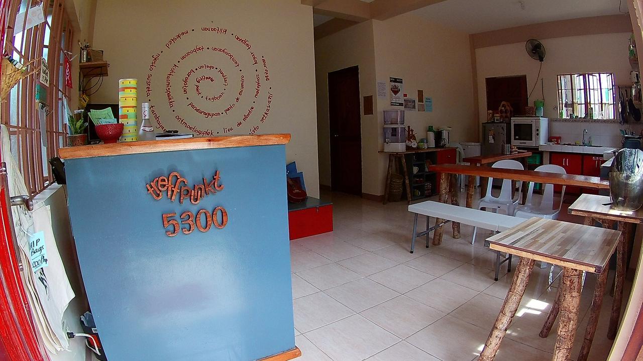 Treffpunkt 5300 Hostel Puerto Princesa Kültér fotó